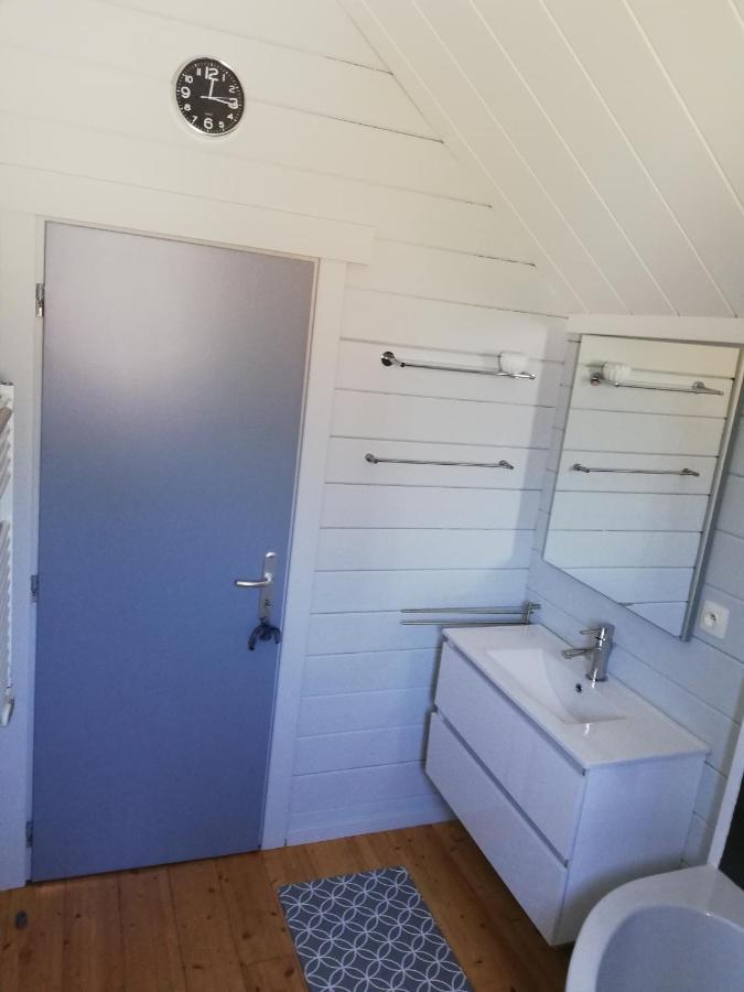 Maison 3 Chambres A 200 M De La Plage Des Lacs De L Eau D Heure Froid-Chapelle Екстериор снимка